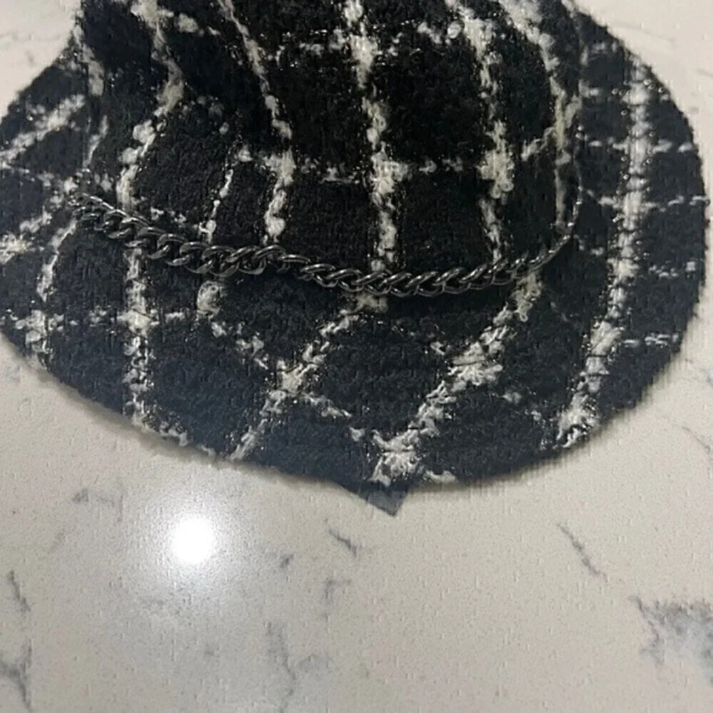 INC Chain Tweed Black Hold White Trim Chain Winter Cloche Hat NEW